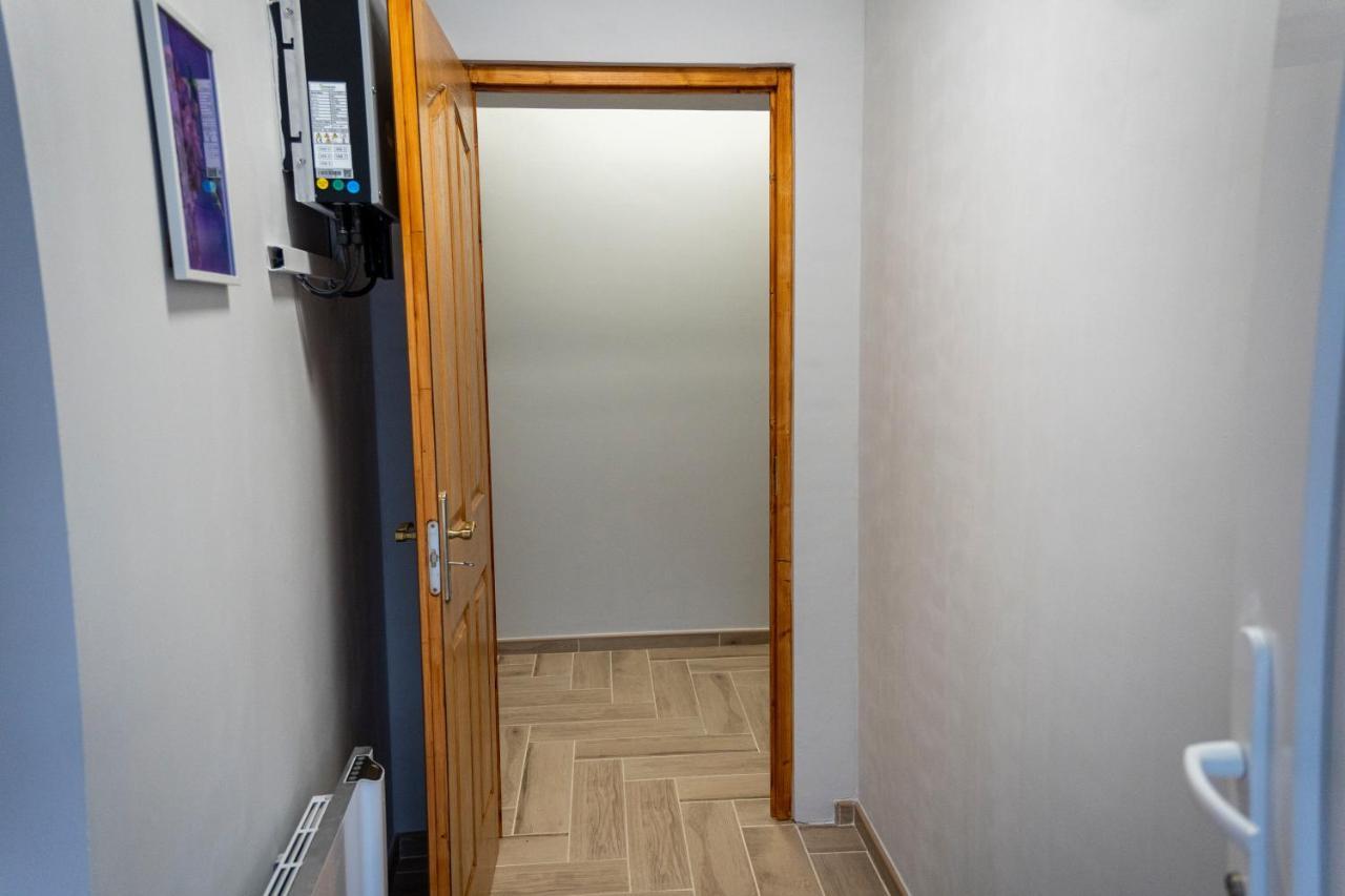 Kolibri Apartman - Mako Luaran gambar