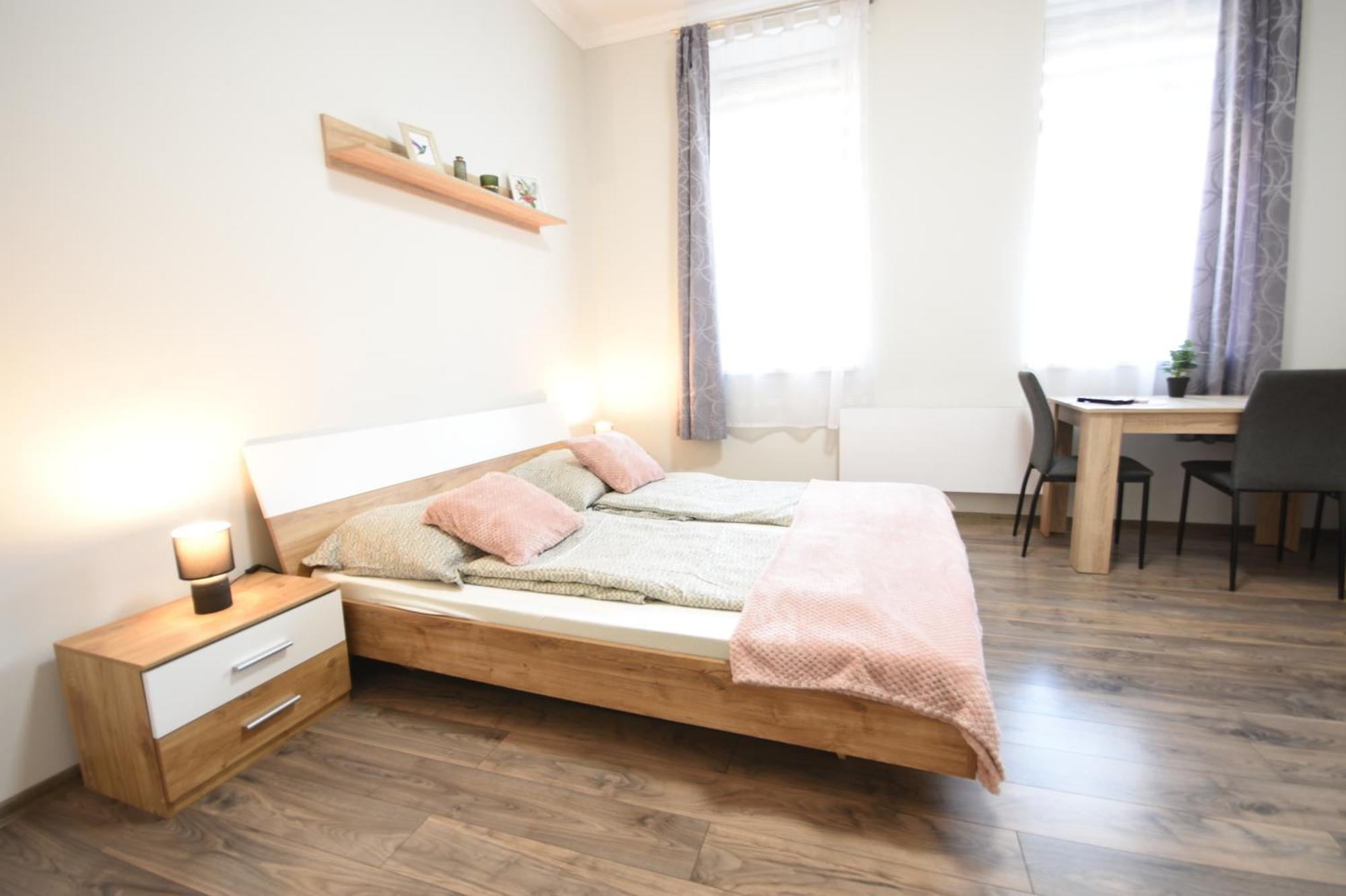 Kolibri Apartman - Mako Luaran gambar